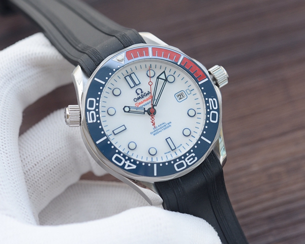 オメガ時計正面デザイン